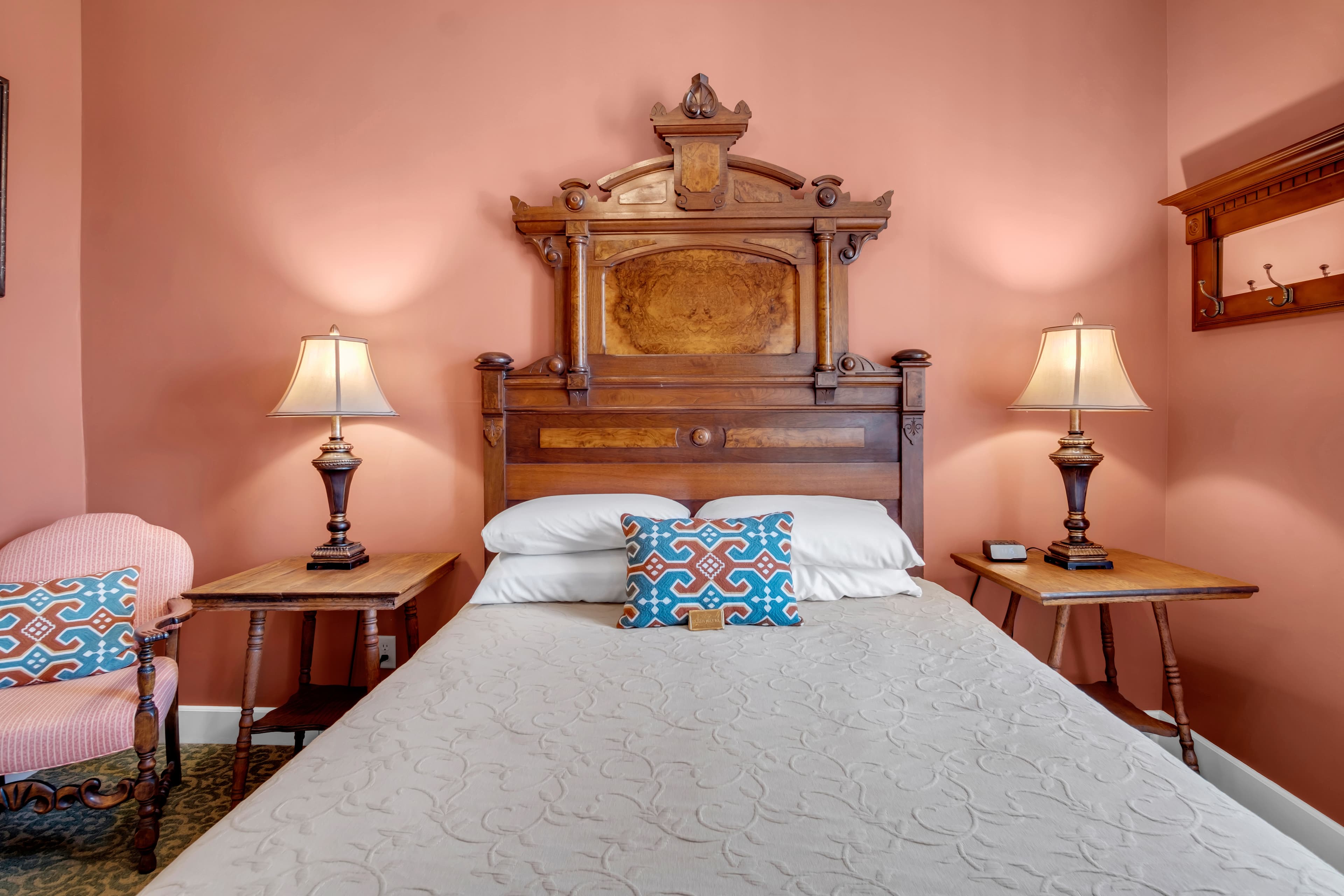 Santa Fe Trail Suite 203 queen bed