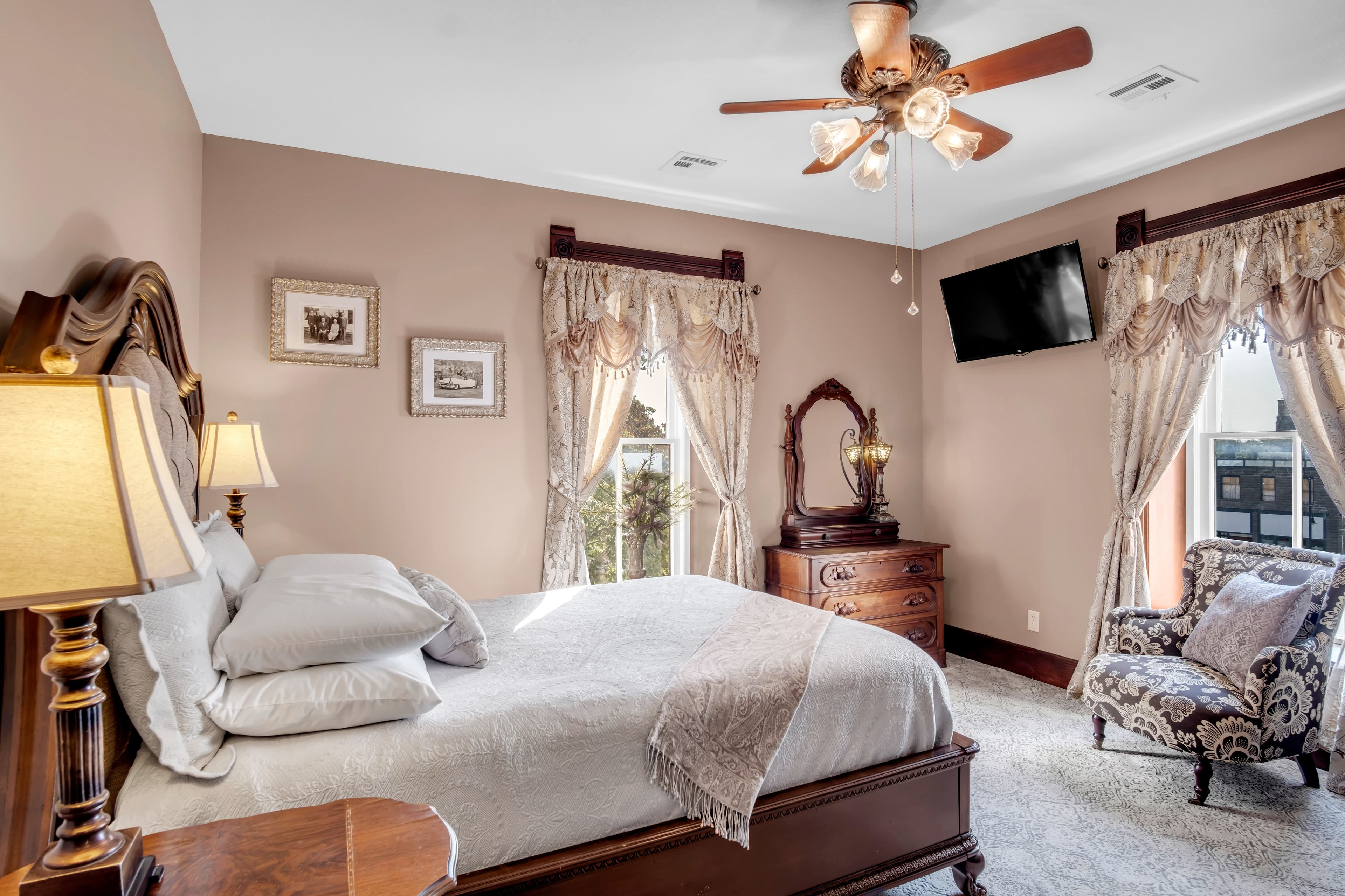 Eisenhower Suite 310